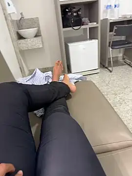 Snapshot of Palomasoouzaaak chatting on February 2026 03:27:02 PM Palomasoouzaaak online show from February 2026 03:27:02 PM