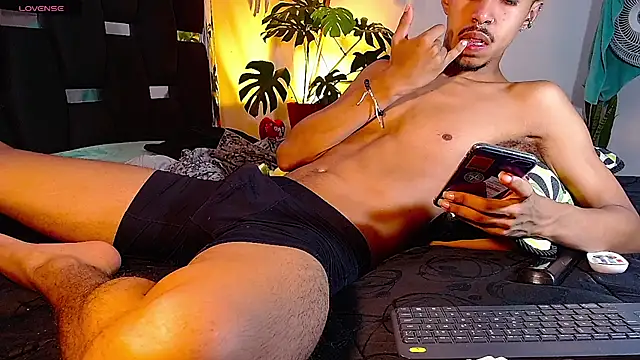 RyanRizzo online show from December 2024 04:01:02 PM