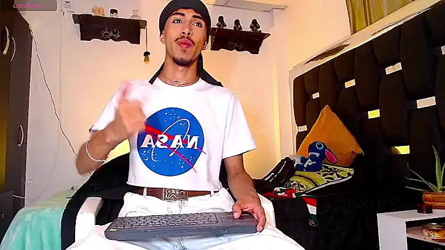 RyanRizzo online show from December 2024 07:28:01 AM