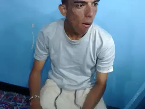 JaiderYeuriel online show from October 2025 01:28:02 AM