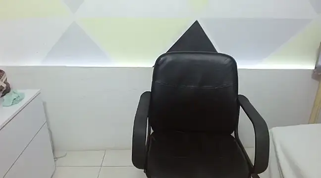 Snapshot of Suxxxy_ chatting on February 2025 10:54:01 PM Suxxxy online show from February 2025 10:54:01 PM