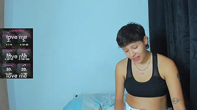 violet casper  online show from December 2024 03:25:01 AM