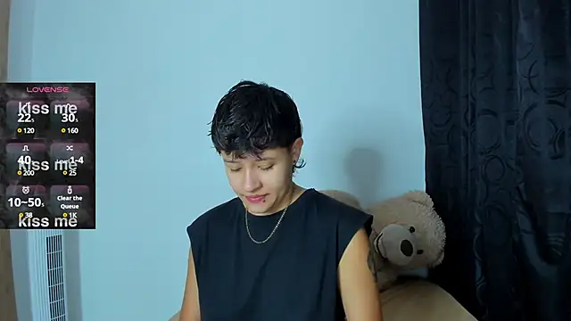 violet casper  online show from December 2024 10:13:01 AM