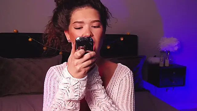 Denise Garciia online show from December 2024 02:53:01 PM