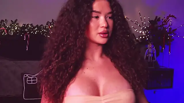 Denise Garciia online show from December 2024 12:15:02 PM