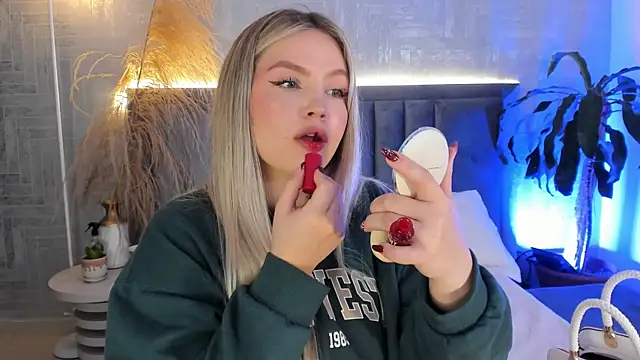 GaiaBaker online show from December 2025 03:29:01 PM