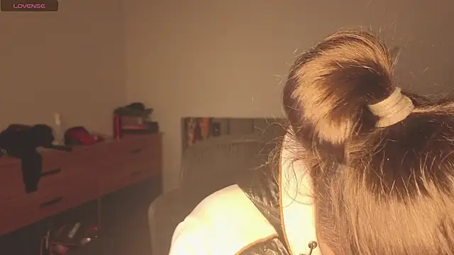 Snapshot of JordanShow chatting on January 2025 01:00:01 PM JordanShow online show from January 2025 01:00:01 PM