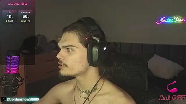 Snapshot of JordanShow chatting on February 2025 11:39:01 PM JordanShow online show from February 2025 11:39:01 PM