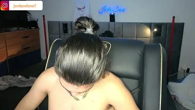 Snapshot of JordanShow chatting on September 2025 11:54:02 AM JordanShow online show from September 2025 11:54:02 AM