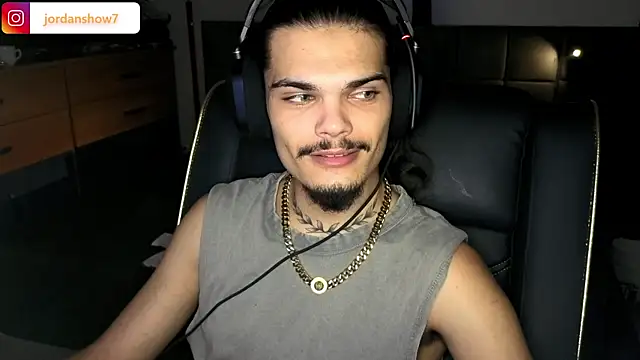 Snapshot of JordanShow chatting on September 2025 12:54:02 AM JordanShow online show from September 2025 12:54:02 AM