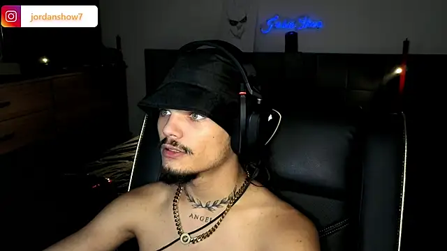 Snapshot of JordanShow chatting on September 2025 07:13:02 PM JordanShow online show from September 2025 07:13:02 PM