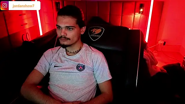 Snapshot of JordanShow chatting on October 2025 03:57:01 AM JordanShow online show from October 2025 03:57:01 AM