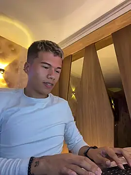 Logan smith1 online show from February 2025 08:01:01 AM