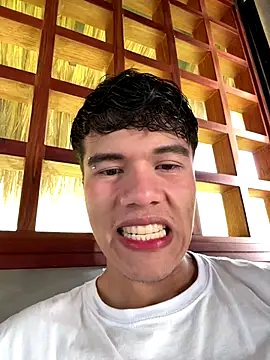 Logan smith1 online show from September 2025 06:24:01 PM