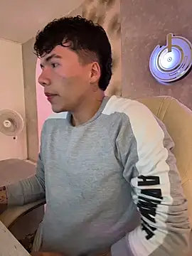 Logan smith1 online show from October 2025 05:35:01 PM