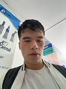 Logan smith1 online show from May 2026 03:42:02 PM