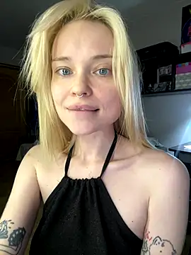 dollfromvenus online show from November 2025 09:32:01 PM