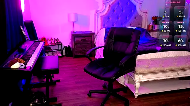 JasmineWinters online show from May 2026 01:11:02 AM
