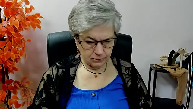 IrisDream online show from September 2025 06:17:02 AM