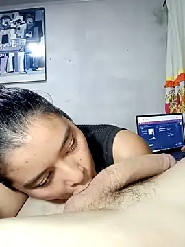 Snapshot of Bruno_Iris_sex chatting on October 2025 05:13:01 AM Bruno Iris sex online show from October 2025 05:13:01 AM