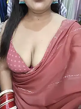 Cute-Raashii online show from May 2026 10:38:02 PM