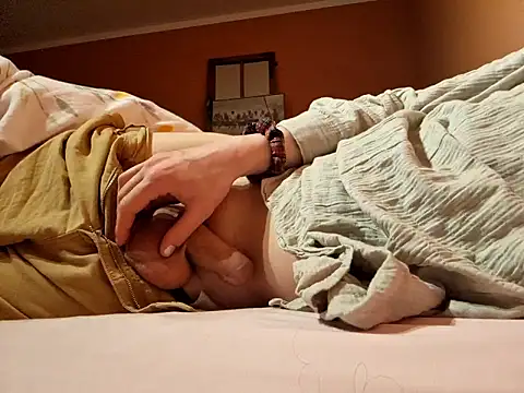 Josephine LIVE online show from February 2026 09:15:02 PM