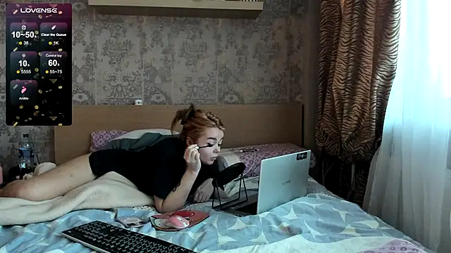 Snapshot of purebeautie13 chatting on December 2024 10:39:01 AM purebeautie13 online show from December 2024 10:39:01 AM