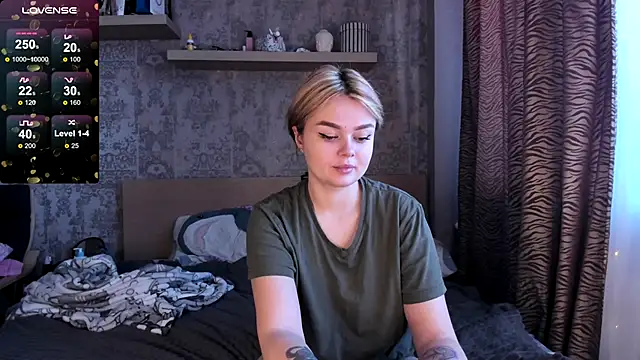 Snapshot of purebeautie13 chatting on January 2025 12:10:01 PM purebeautie13 online show from January 2025 12:10:01 PM