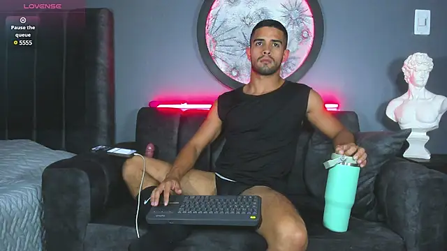 Snapshot of khriss_brown chatting on January 2025 10:56:01 PM khriss brown online show from January 2025 10:56:01 PM