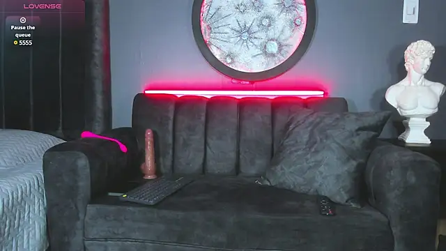 Snapshot of khriss_brown chatting on January 2025 10:21:02 AM khriss brown online show from January 2025 10:21:02 AM