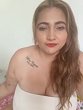 Snapshot of Paula-Harrison chatting on February 2025 06:33:01 PM Paula-Harrison online show from February 2025 06:33:01 PM