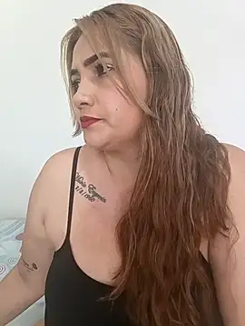 Snapshot of Paula-Harrison chatting on February 2025 01:28:01 PM Paula-Harrison online show from February 2025 01:28:01 PM