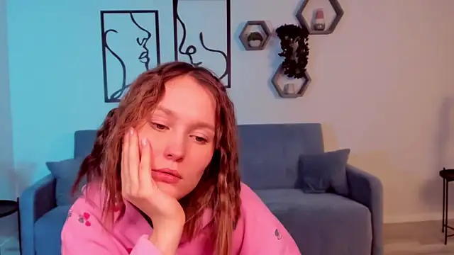 BritnieCute online show from February 2026 05:55:02 AM