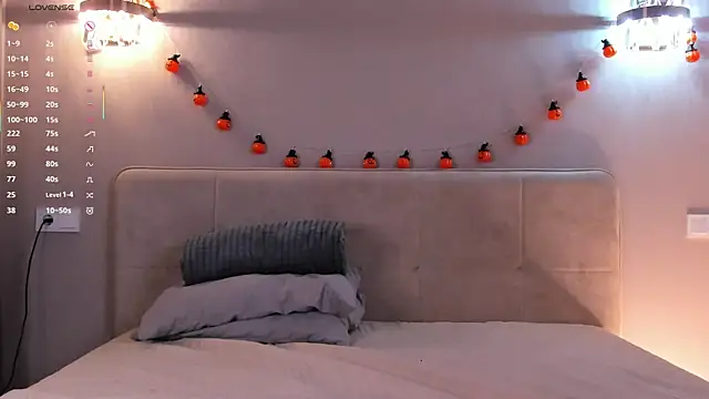 Snapshot of PetraBawden chatting on December 2025 09:59:01 AM PetraBawden online show from December 2025 09:59:01 AM