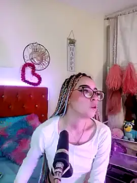 Yennastone online show from January 2025 12:52:02 AM