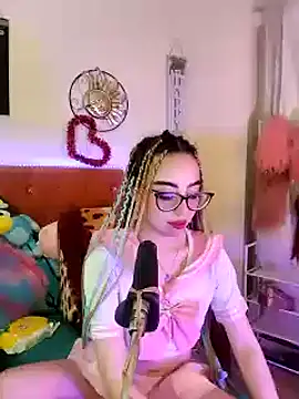 Yennastone online show from January 2025 11:45:01 PM