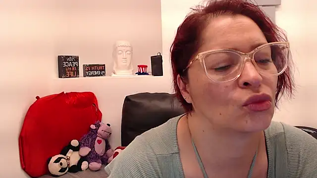 eva twiss online show from May 2026 12:44:01 PM