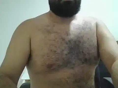 Snapshot of HairyBear10 chatting on January 2025 04:33:02 AM HairyBear10 online show from January 2025 04:33:02 AM