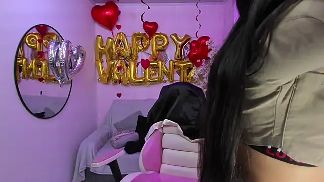 Snapshot of Zafiro_t18 chatting on February 2025 07:39:01 PM Zafiro t18 online show from February 2025 07:39:01 PM