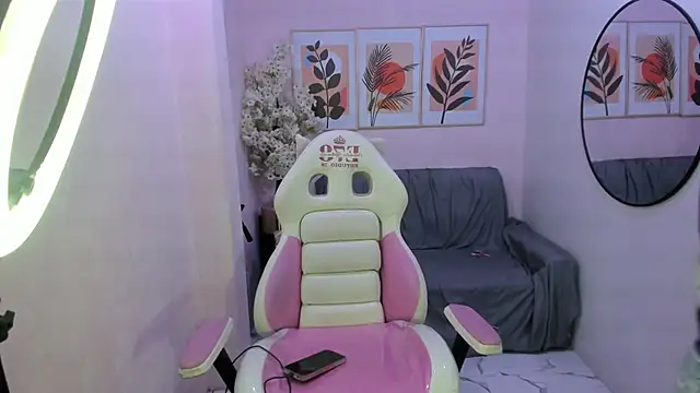 Snapshot of Zafiro_t18 chatting on March 2025 12:45:01 PM Zafiro t18 online show from March 2025 12:45:01 PM