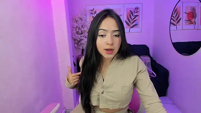 Snapshot of Zafiro_t18 chatting on March 2025 12:31:02 PM Zafiro t18 online show from March 2025 12:31:02 PM