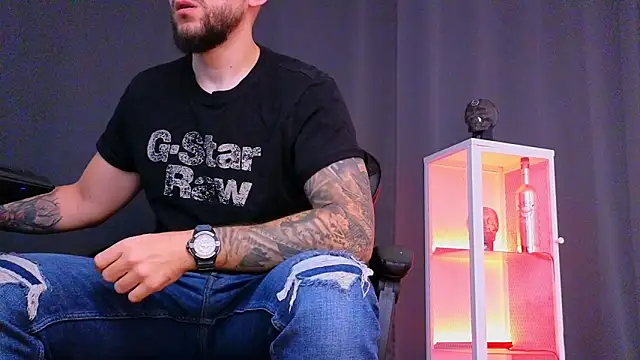 Snapshot of MightyAaron66 chatting on February 2025 02:47:02 AM MightyAaron66 online show from February 2025 02:47:02 AM