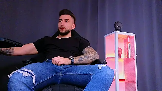 Snapshot of MightyAaron66 chatting on February 2025 02:26:02 PM MightyAaron66 online show from February 2025 02:26:02 PM