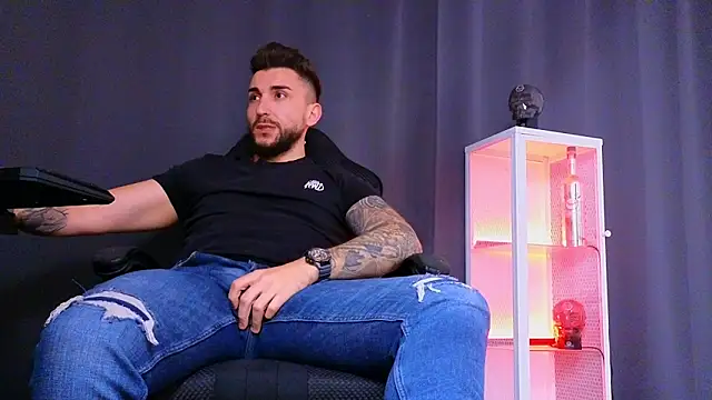 Snapshot of MightyAaron66 chatting on February 2025 03:15:02 PM MightyAaron66 online show from February 2025 03:15:02 PM