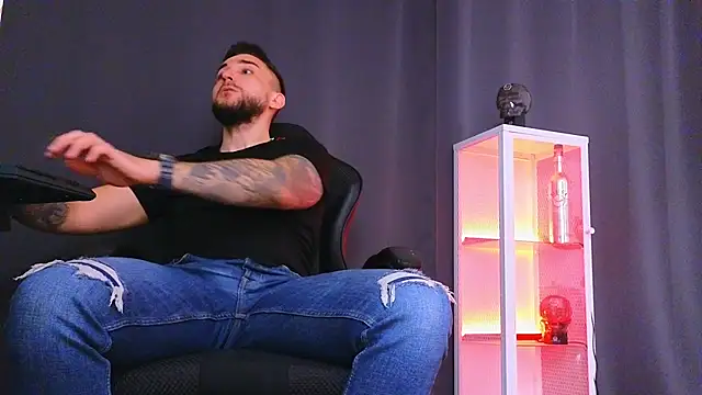 Snapshot of MightyAaron66 chatting on February 2025 10:54:01 AM MightyAaron66 online show from February 2025 10:54:01 AM