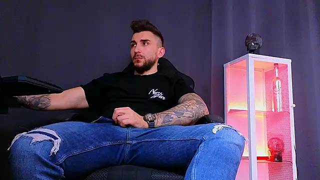 Snapshot of MightyAaron66 chatting on February 2025 07:09:02 AM MightyAaron66 online show from February 2025 07:09:02 AM