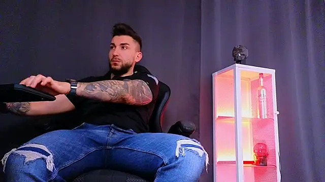 Snapshot of MightyAaron66 chatting on February 2025 07:26:02 AM MightyAaron66 online show from February 2025 07:26:02 AM