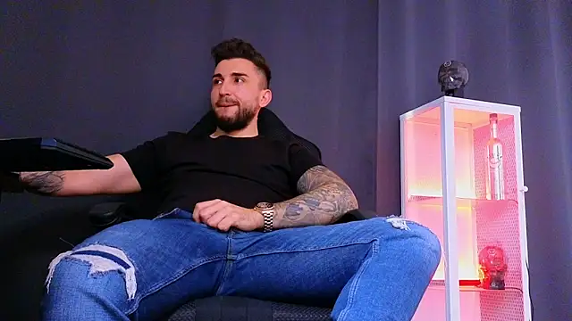 Snapshot of MightyAaron66 chatting on March 2025 12:11:02 PM MightyAaron66 online show from March 2025 12:11:02 PM