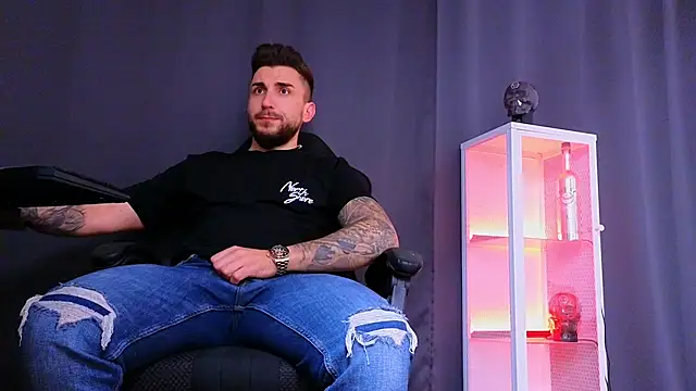 Snapshot of MightyAaron66 chatting on March 2025 05:25:01 PM MightyAaron66 online show from March 2025 05:25:01 PM