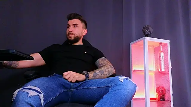 Snapshot of MightyAaron66 chatting on March 2025 02:38:02 AM MightyAaron66 online show from March 2025 02:38:02 AM